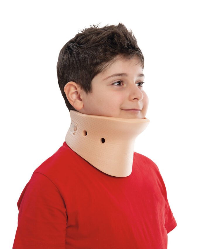 REF 206 Nelson Collar With Chin Support