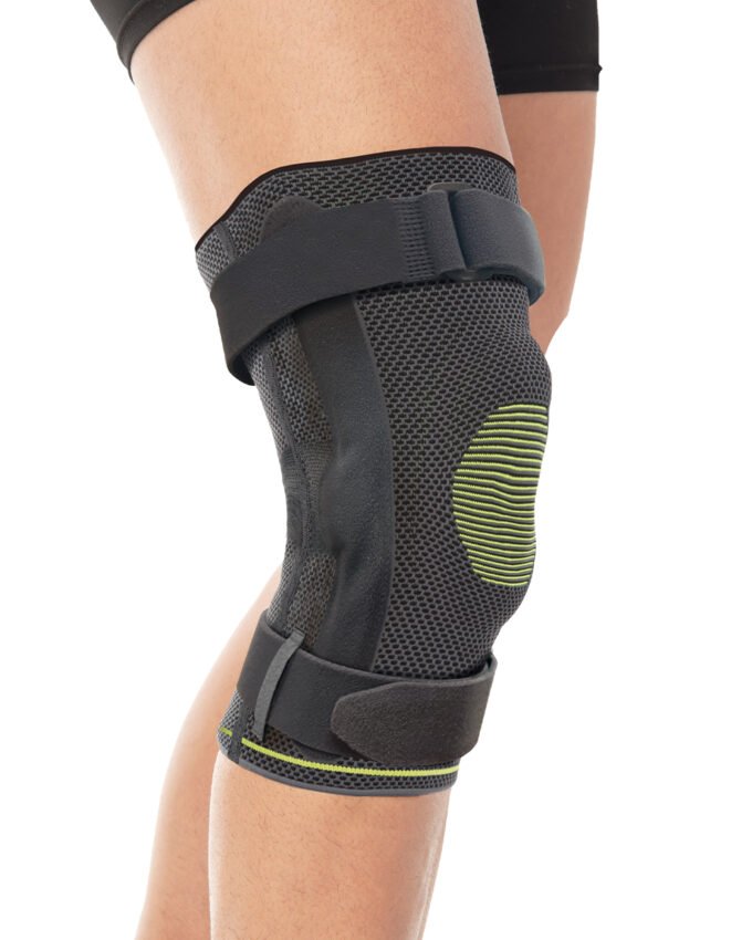 REF 454 Knitted Hinged Knee Support