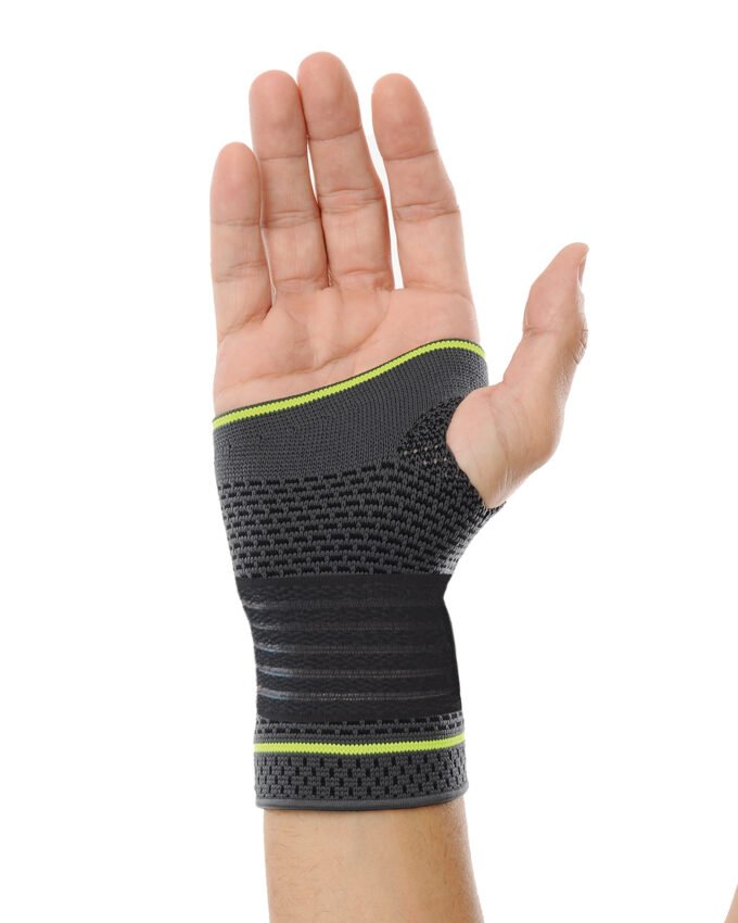 REF 462 Knitted Wrist Support