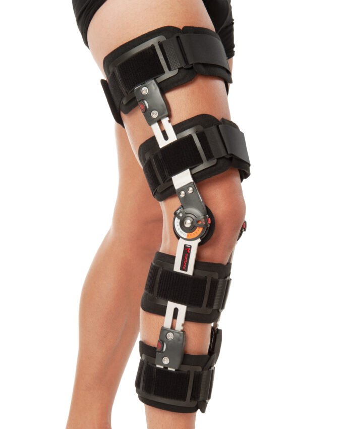 REF 858 Hinged Stabilizing Knee Brace (Height Adjustable)
