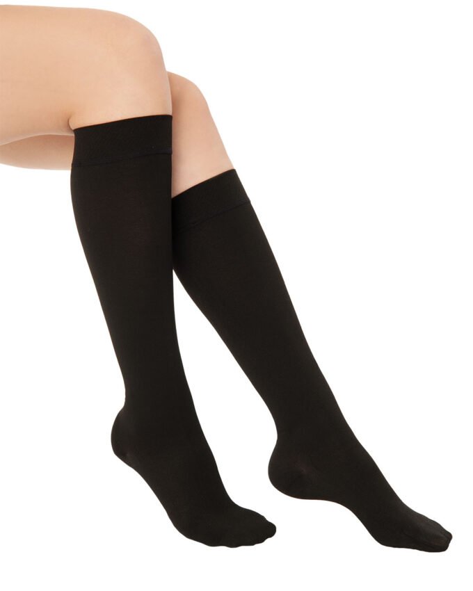 REF 905 Knee High Varicose Stocking (Closed Toe)